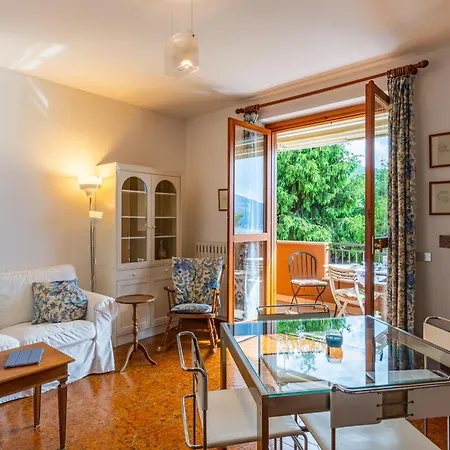 Apartamento La Casa Del Musicista By Interhome